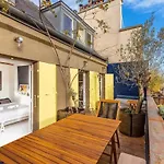 Designer Loft With Large Sunny Terrace